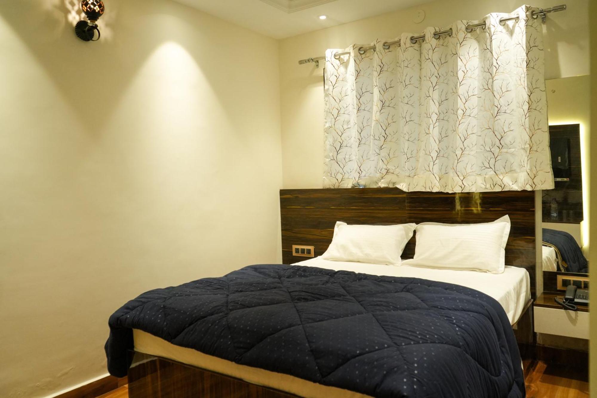 Hotel Katani Inn Kharar Exterior photo